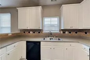 4603 Parkway Cir, Atlanta, GA 30349 - Photo 7