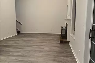 1916 Oakwood Grove Dr, Snellville, GA 30078 - Photo 5