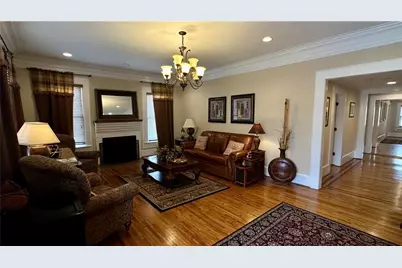 249 W Shadburn Avenue, Buford, GA 30518 - Photo 5