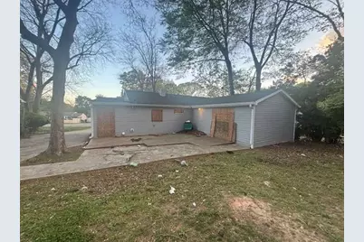 4262 Lindsey Drive, Decatur, GA 30035 - Photo 3