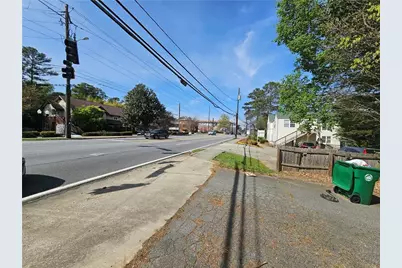 1799 Clairmont Road, Decatur, GA 30033 - Photo 9