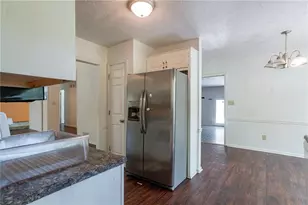 101 Valleydale Dr, Stockbridge, GA 30281 - Photo 5