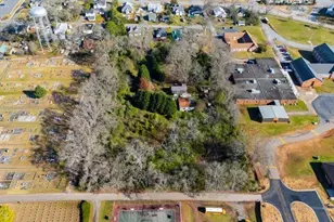 101 E Chambers St, Forsyth, GA 31029 - Photo 7