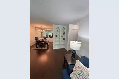 6851 Roswell Road #O10, Atlanta, GA 30328 - Photo 13