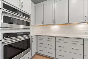 113 Pecks Ct, Hoschton, GA 30548 - Photo 3