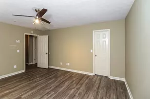 1960 McEachern Manor Dr SW, Marietta, GA 30064 - Photo 11