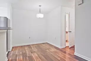 632 Granville Ct, Sandy Springs, GA 30328 - Photo 3