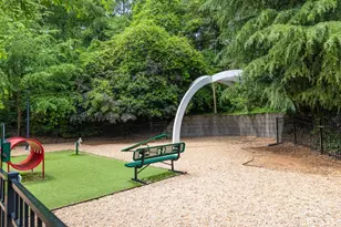 799 Hammond Dr, Atlanta, GA 30328 - Photo 31