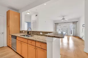 799 Hammond Dr, Atlanta, GA 30328 - Photo 5