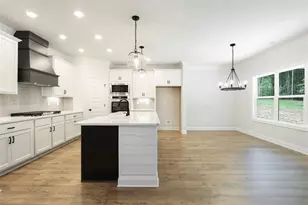 1238 Cherry Bark Ct, Loganville, GA 30052 - Photo 5