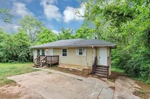 2952 McAfee Rd, Decatur, GA 30032 - Photo 3