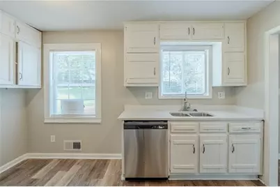 270 Hunt Ridge Drive, Stockbridge, GA 30281 - Photo 9