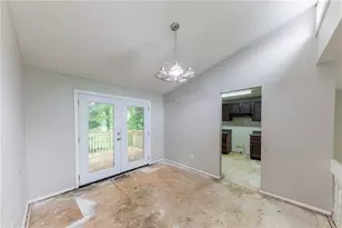 1060 S Millard Way, Stone Mountain, GA 30088 - Photo 9