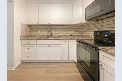 1098 Eastview Circle NE, Conyers, GA 30012 - Photo 11