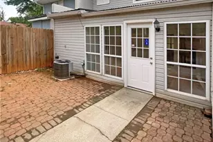 1098 Eastview Cir NE, Conyers, GA 30012 - Photo 21