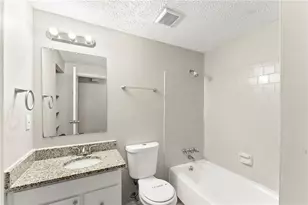 2036 Countydown Ln, Stone Mountain, GA 30088 - Photo 9