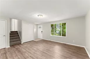 2036 Countydown Ln, Stone Mountain, GA 30088 - Photo 5