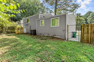 2036 Countydown Ln, Stone Mountain, GA 30088 - Photo 19