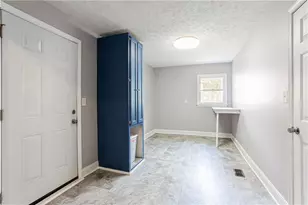 848 East Ave, Scottdale, GA 30079 - Photo 25