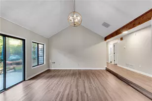 2100 Stone Hollow Ct, Marietta, GA 30062 - Photo 11