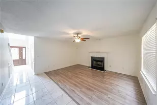 1528 Rogers Crossing Dr, Lithonia, GA 30058 - Photo 19