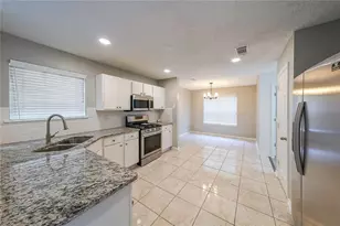 1528 Rogers Crossing Dr, Lithonia, GA 30058 - Photo 11