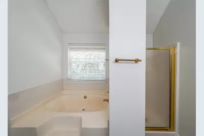 1528 Rogers Crossing Drive, Lithonia, GA 30058 - Photo 23