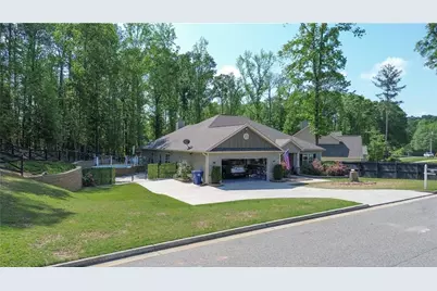 27 Creekside Drive, Winder, GA 30680 - Photo 1