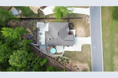 27 Creekside Drive, Winder, GA 30680 - Photo 5