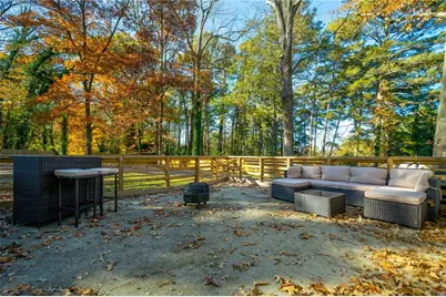 2710 Hedgewood Drive NW, Atlanta, GA 30311 - Photo 3