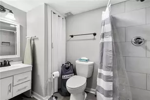 2710 Hedgewood Dr NW, Atlanta, GA 30311 - Photo 37