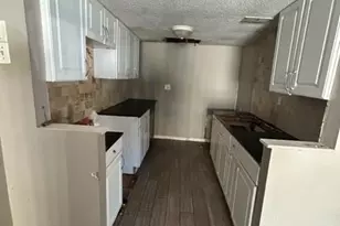 1151 Rankin St, Stone Mountain, GA 30083 - Photo 5