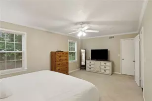 358 W Wind Dr SW, Lilburn, GA 30047 - Photo 35