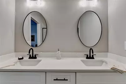 5299 Noble Village Way, Lilburn, GA 30047 - Photo 33