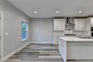 194 Jennifer Ln NW, Lilburn, GA 30047 - Photo 23