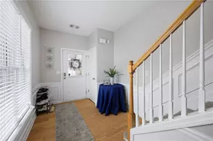 212 Regent Square, Woodstock, GA 30188 - Photo 5