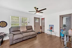 2210 Polar Rock Ave SW, Atlanta, GA 30315 - Photo 9