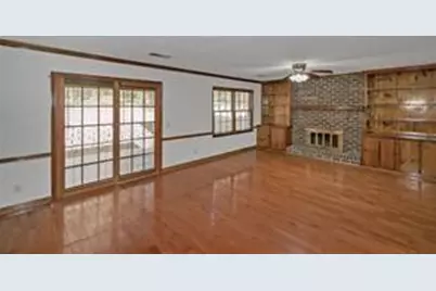 1038 Seven Springs Circle, Marietta, GA 30068 - Photo 13