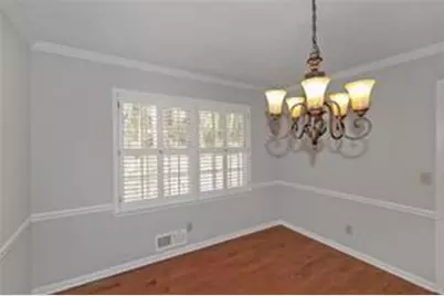 1038 Seven Springs Circle, Marietta, GA 30068 - Photo 9