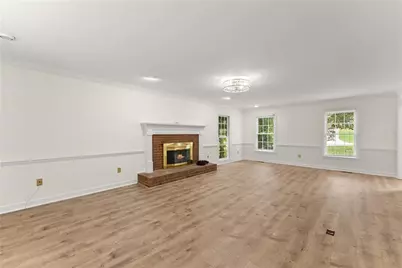 4135 Ashford Way, Gainesville, GA 30507 - Photo 17