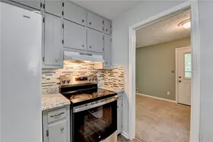 6419 Danbury Ln, Norcross, GA 30093 - Photo 13