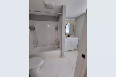 1050 Waterworks, Commerce, GA 30529 - Photo 11