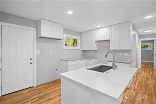 2889 Macon Dr SW, Atlanta, GA 30354 - Photo 9