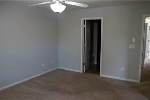 2476 Suwanee Pointe Dr, Lawrenceville, GA 30043 - Photo 11