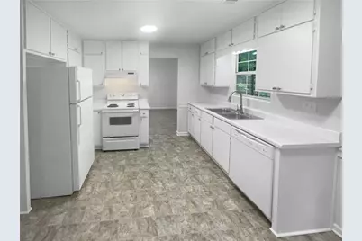 4504 Cedar Ridge Trail, Stone Mountain, GA 30083 - Photo 17