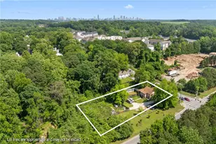 2667 Peyton Rd NW, Atlanta, GA 30318 - Photo 9