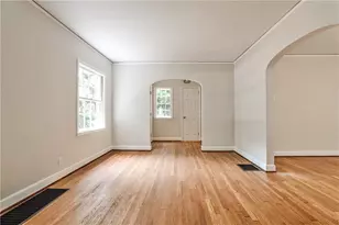 1986 N Decatur Road NE, Atlanta, GA 30307 - Photo 5