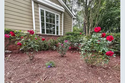 2160 Towne Manor Drive NW, Kennesaw, GA 30144 - Photo 9