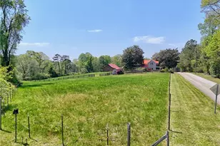 1096 Sutton Mill Rd, Clarkesville, GA 30523 - Photo 7