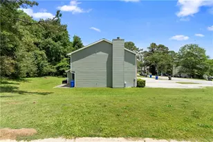 675 Hunting Creek Ln SE, Conyers, GA 30013 - Photo 5